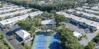 6253 Bay Club Drive Gallery 52