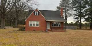 1700 Cedar Creek Road Gallery 1