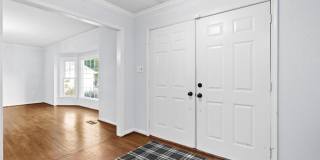 25 WHITTINGHAM Circle Gallery 2