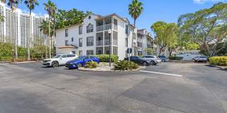 Town Aventura Gallery 39