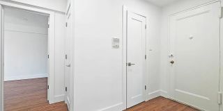 248 Bay 17th St Gallery 7