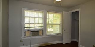 Funky East Side 2 Bedroom Gallery 16