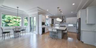 2447 Sharon Court Gallery 7