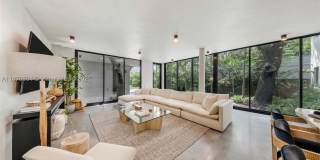 1000 NW 9th Ct Gallery 5