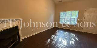 Beautiful 3BR Home with Vaulted Ceilings, Community Pool & Main Level Primary Suite Beautiful 3BR Home with Vaulted Ceilings, Community Pool & Main Level Primary Suite Gallery 5