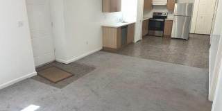 103 KENWOOD Avenue Gallery 1