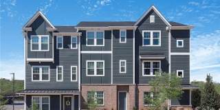 Room in 4 Bedroom Home at Millennium Ave Gallery 1