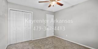 Cozy 2 Bedroom Duplex with Fireplace & Spacious Backyard! Gallery 35