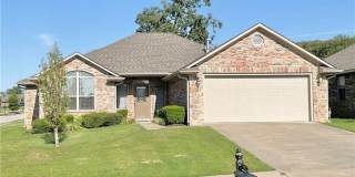 6101 Red Cedar CIR Gallery 1