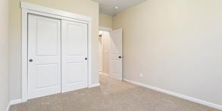 Excellent Condition Three Bedroom + Office, Fenced Backyard, Central AC Gallery 18