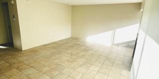 LA JOLLA VILLAGE LIVING! SPACIOUS 3BD/2.5BA TOWNHOME AVAILABLE JUNE for $4,795/mo! Gallery 5