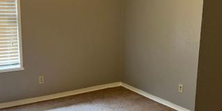 3 Bedroom, 1 Bath Gallery 12