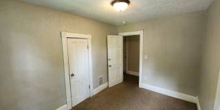 Furnished 3 Bedroom, 1 Bathroom Furnished 3 Bedroom, 1 Bathroom Gallery 12