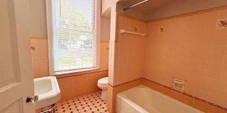 Lowell 511 Gallery 6