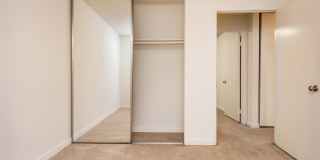 Elan View Pointe Gallery 21