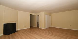 8147 INVERNESS RIDGE Road Gallery 45