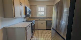 2047 N MARKET Street Gallery 7