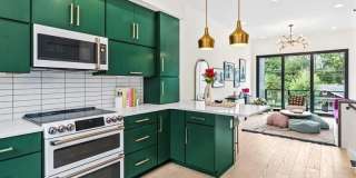 815 E 36th Street Gallery 9