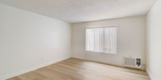 Valle at Canyon Gallery 10