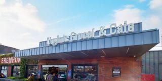 927 1/2 Victoria Ave Gallery 31