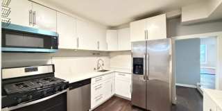 3511 Dickens Gallery 3