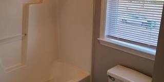 109 Laura Lane Gallery 8