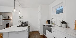 5806 Montgomery Road Gallery 13