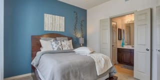 Oak Hollow Gallery 10