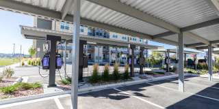 Flatiron Flats Apartments Gallery 36