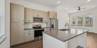 The Sophia Gallery 15