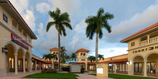 137 NE 3rd Ct Gallery 15