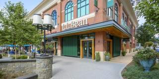 10201 GROSVENOR PL #817 Gallery 23