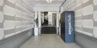 691 O'Farrell Gallery 2