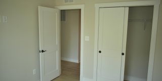843 ONTARIO Street Gallery 26