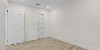 2941 NW 11th Court Gallery 19