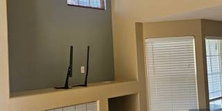 Cute 2 Bed Townhome in Southeast Fort Collins Gallery 1