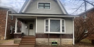 425 E 7th Street Gallery 1