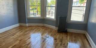132 Chester Ave Gallery 4