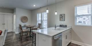 The Bungalows on the Lake - Block C Gallery 323