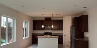 Beautifully maintained 4-bedroom, 3-bath, 2,223 sqft home in Sacramento Gallery 1