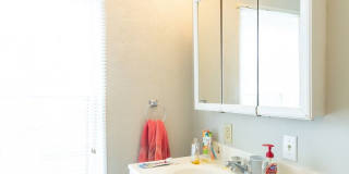 PRELEASING for AUGUST! Close to Campus Gallery 6