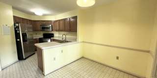 2134 KINGS GARDEN Way Gallery 7