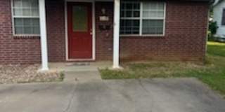 609 South Mulberry Street Gallery 1