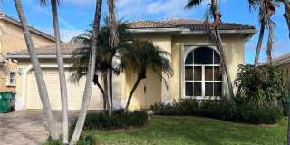 9047 SW 161st Ter Gallery 1