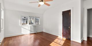3 Bed 2.5 Bath - Takoma Park Craftsman - Spacious Rear Deck Gallery 23