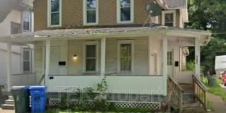 127-129 Avenue B Gallery 1