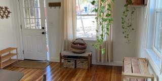Vintage home in downtown Redding. Gallery 21