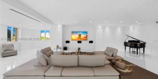 600 Coral Way Gallery 17