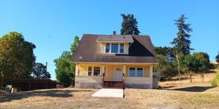 Beautiful Secluded Farmhouse  Shop is Available! Gallery 1