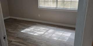 1200 Lake Dr Gallery 6